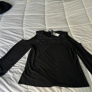 Women’s Black Velvet trimmed cold shoulder top, size L, NWT